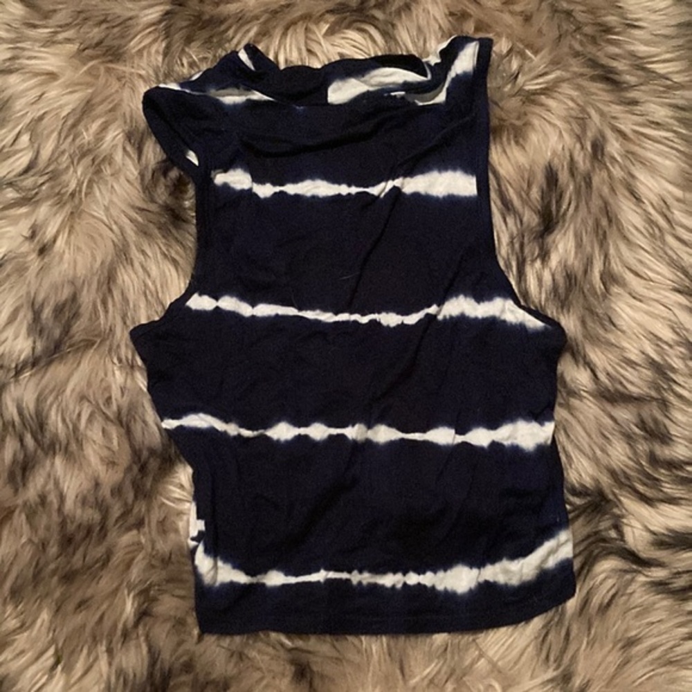 Papaya ◦ navy blue and white tie dye crop top